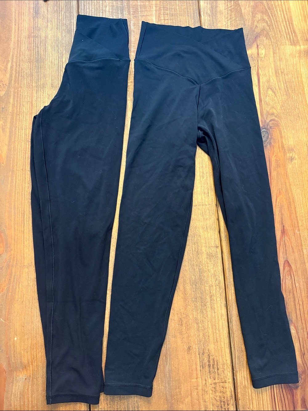 Offline by Aerie Black Crossover Leggings 23” set of 2 (can sell separately)